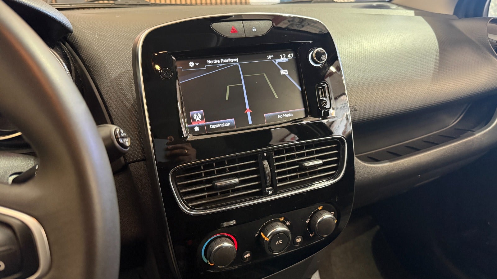 Billede af Renault Clio IV 0,9 TCe 90 Zen Sport Tourer