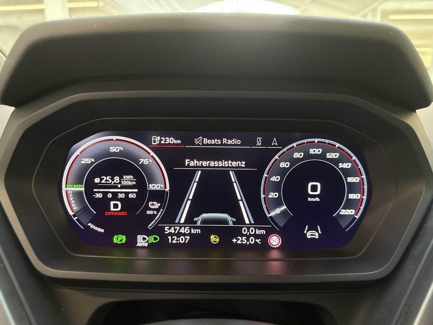 Audi Q4 e-tron Advanced