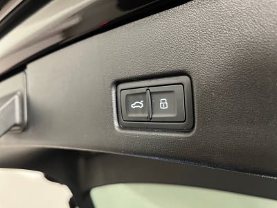 Audi Q4 e-tron 40 S-line Sportback Van