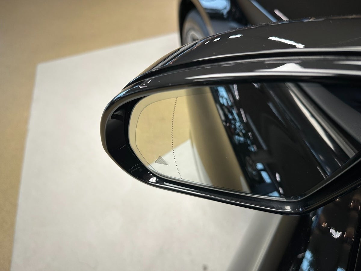 Billede af Mercedes E300 de 2,0 AMG Line stc. aut.