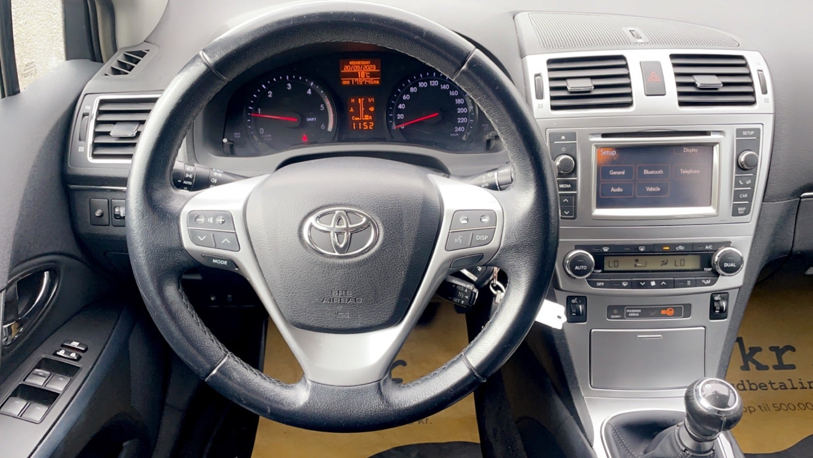 Toyota Avensis 2013