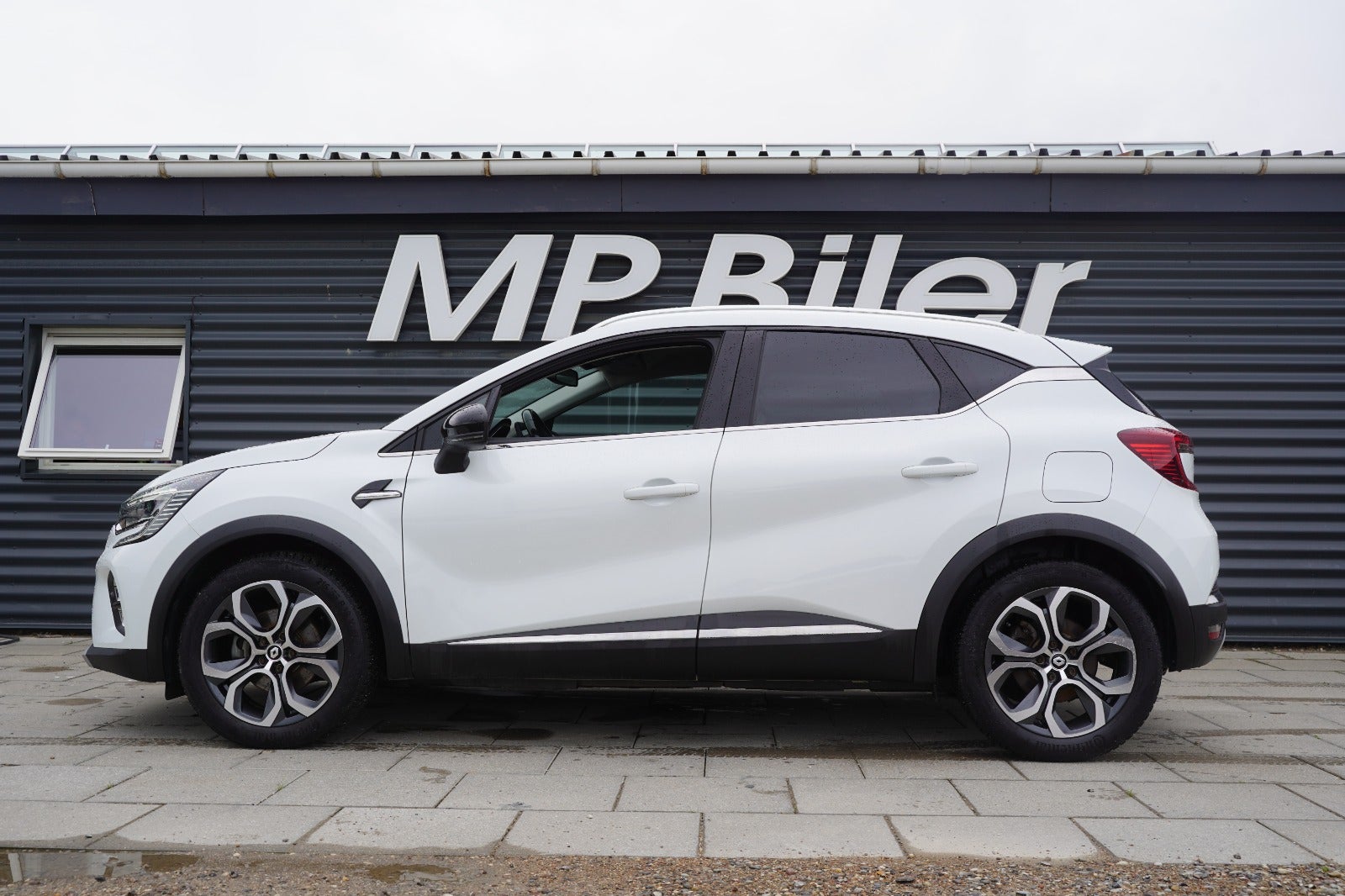 Billede af Renault Captur 1,6 E-Tech Intens