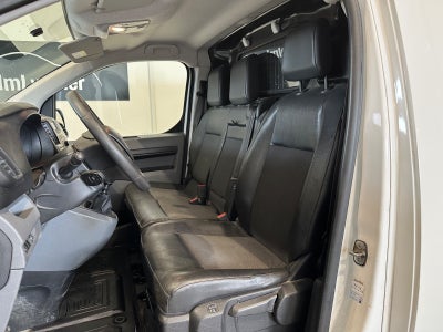 Toyota ProAce D 115 Medium Comfort