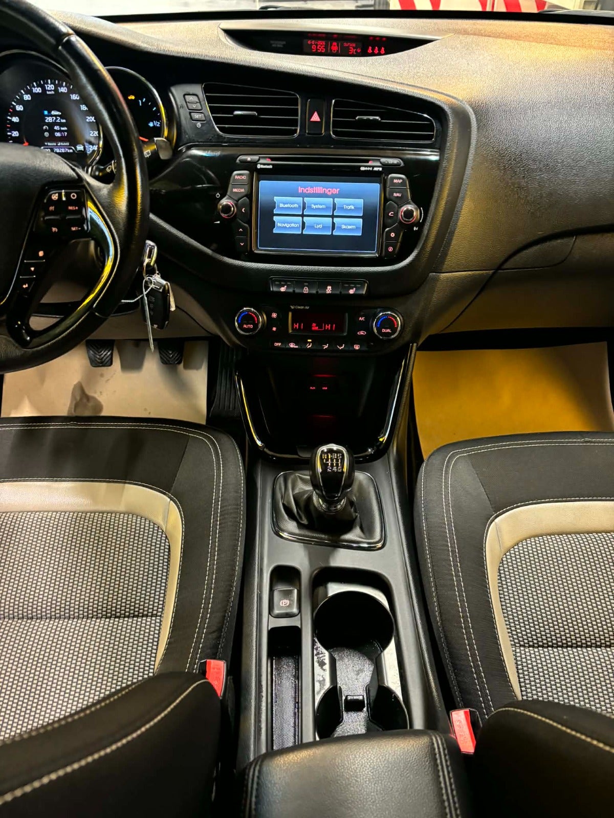 Billede af Kia Ceed 1,6 CRDi 128 Platinium Edition SW