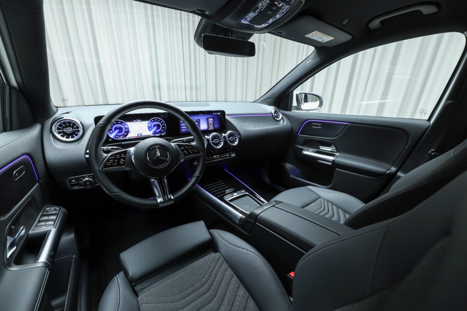 Mercedes-Benz EQA 250+ (4/8)