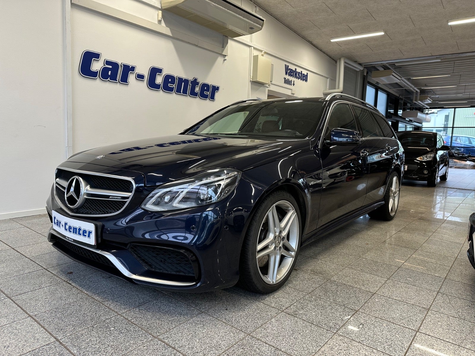 Mercedes E63 5,5 AMG stc. aut. 4Matic