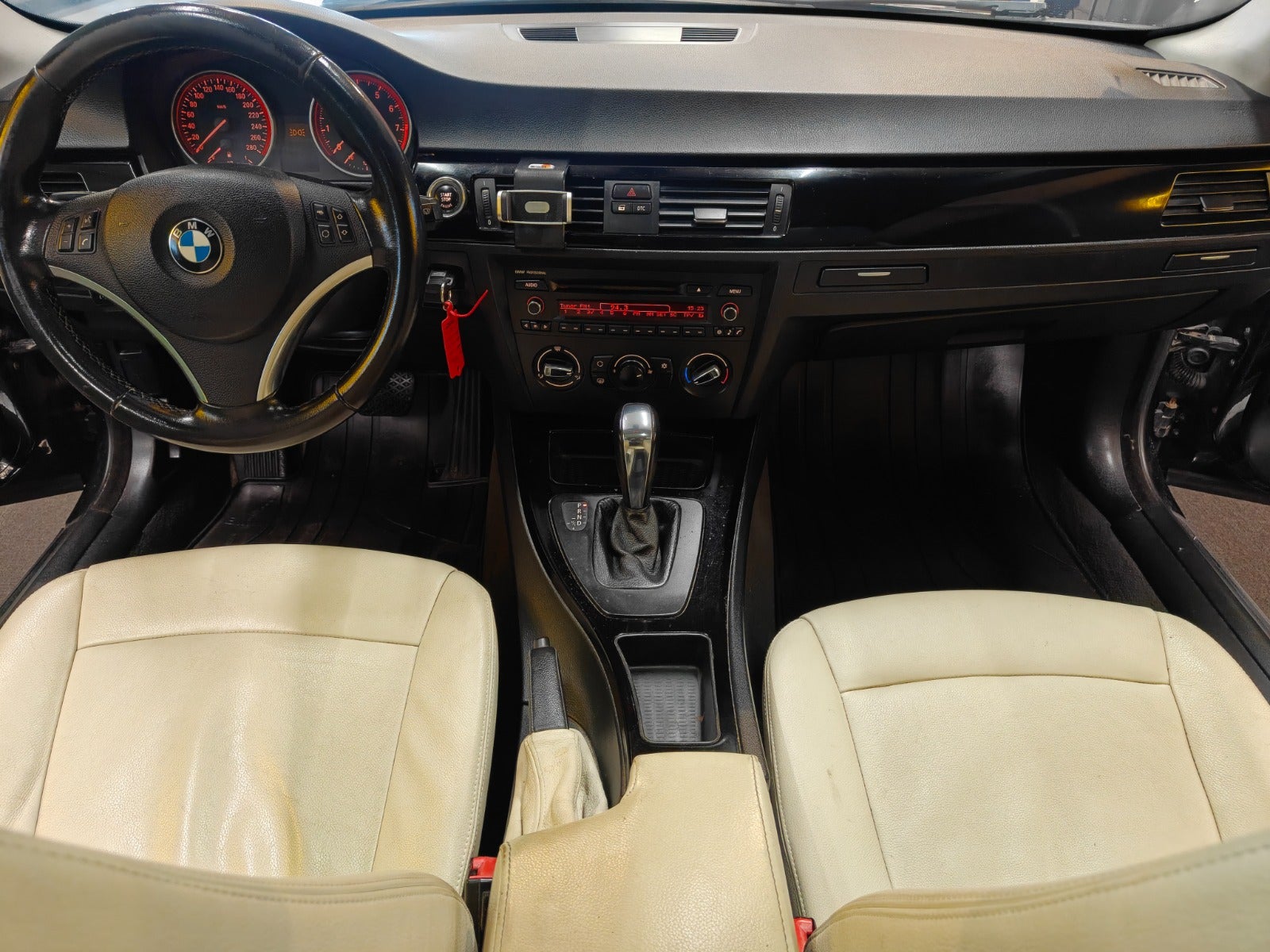 Billede af BMW 325i 3,0 Coupé aut.
