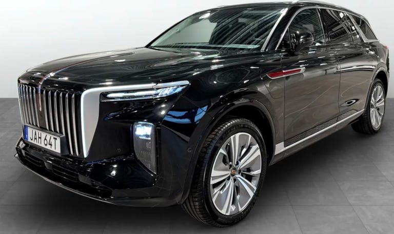 Hongqi E-HS9 Exclusive