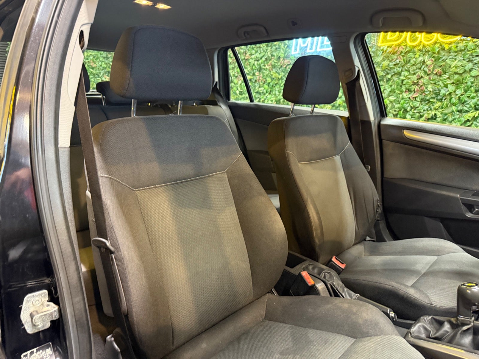 Billede af Opel Astra 1,6 16V Comfort Twinport stc.