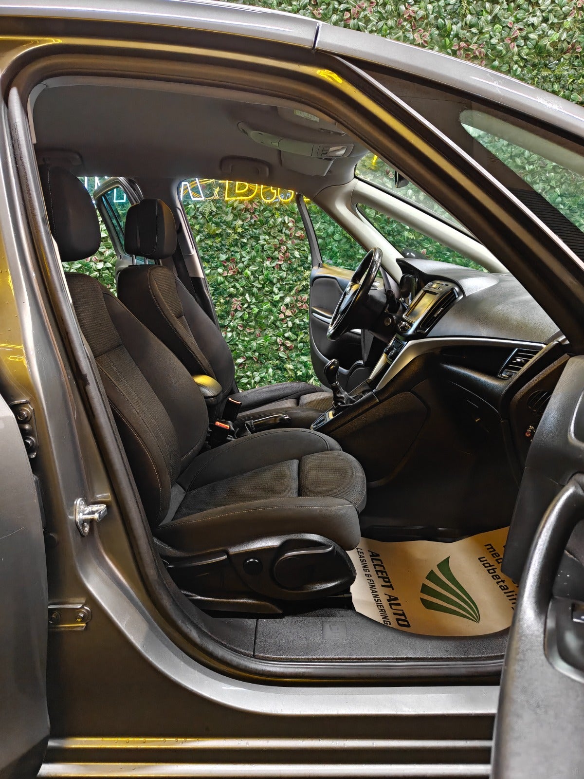 Billede af Opel Zafira Tourer 1,4 T 140 Innovation 7prs