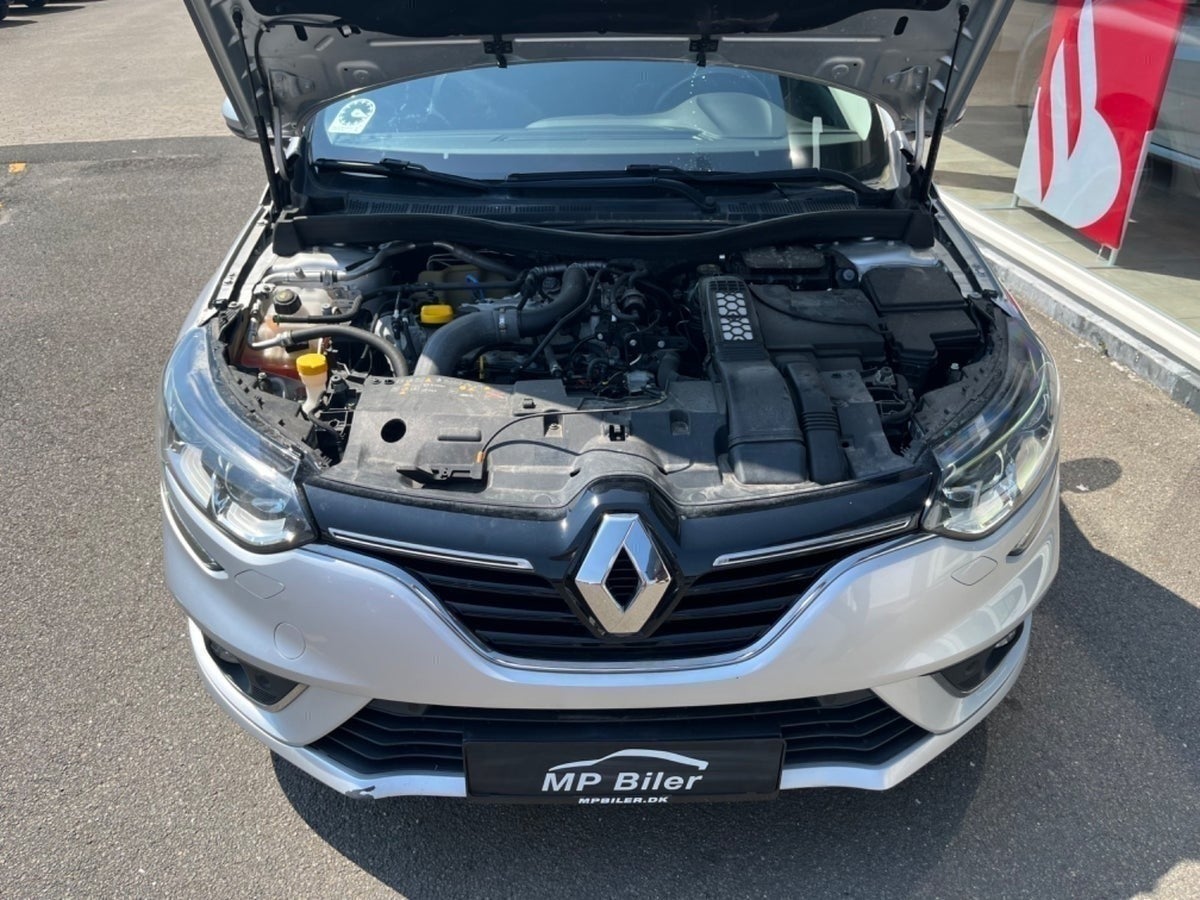 Billede af Renault Megane IV 1,2 TCe 130 Zen Sport Tourer EDC