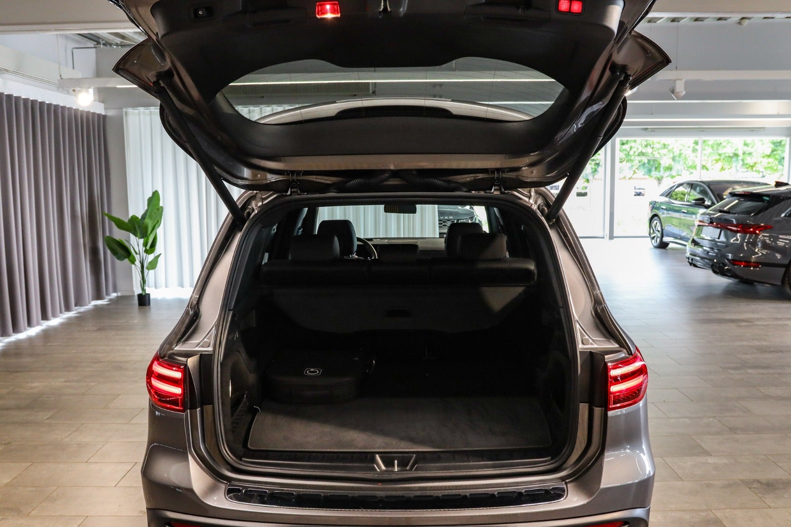 Billede af Mercedes EQB250+  AMG Premium