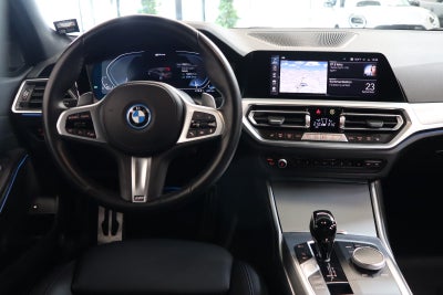 BMW 330e M-Sport xDrive aut.