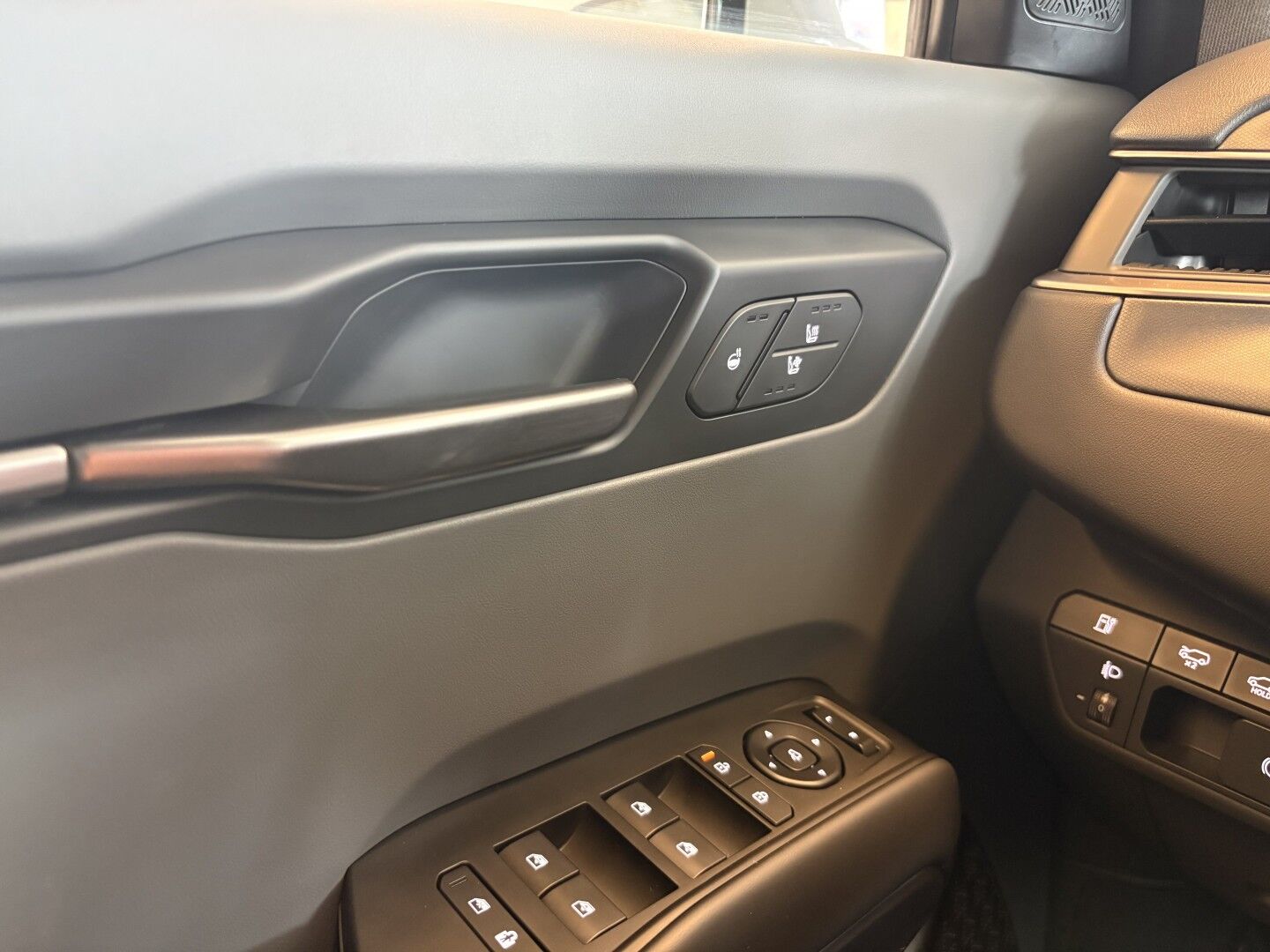 Kia EV9 Standard Range Upgrade RWD 7prs
