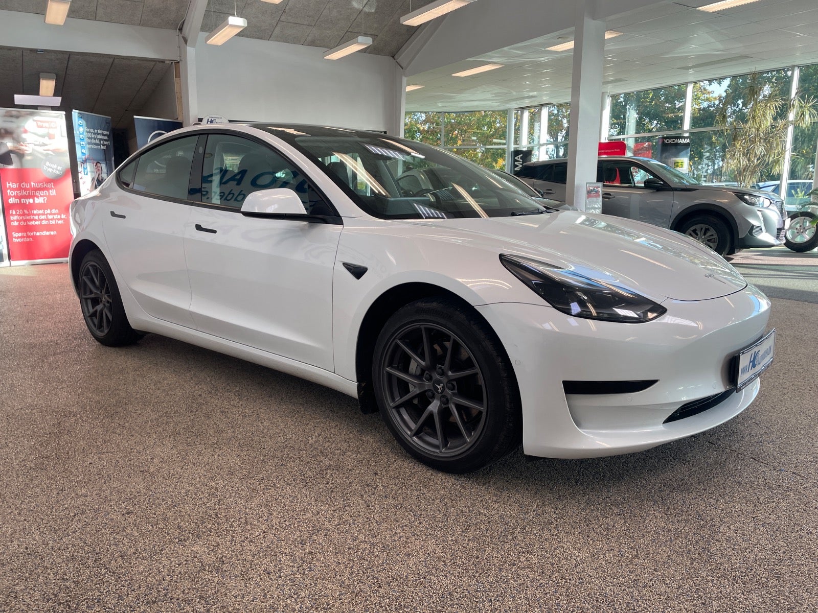 Tesla Model 3 2021