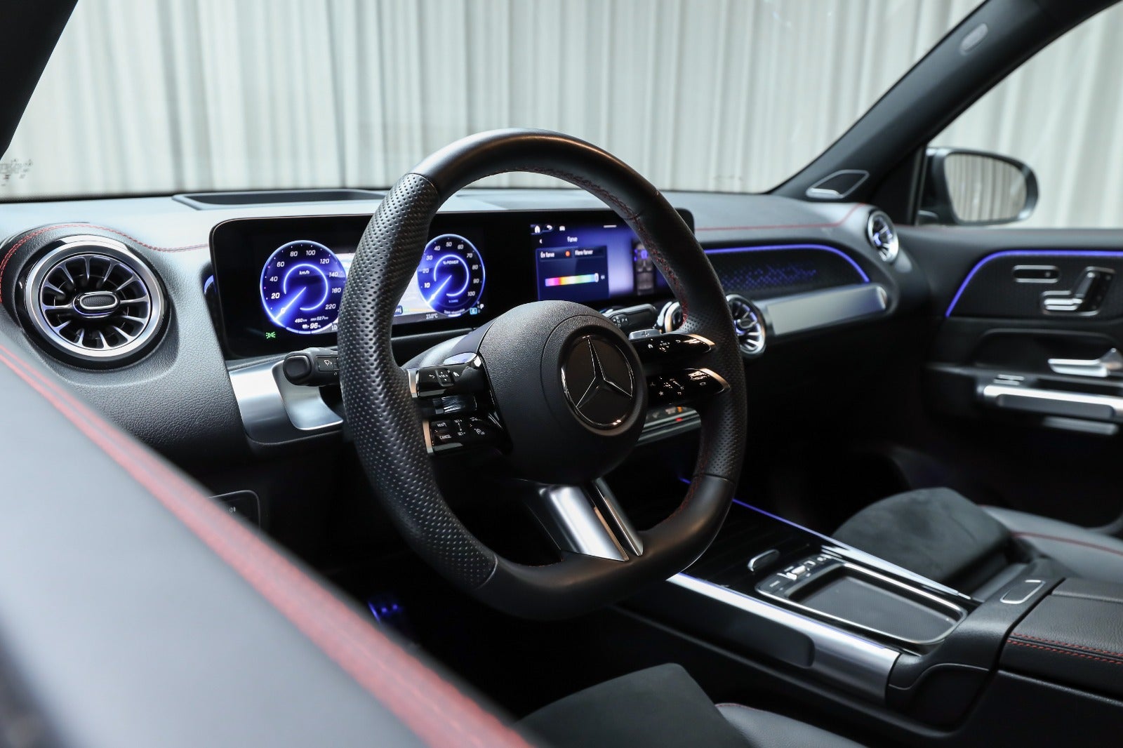 Mercedes-Benz EQB 250+