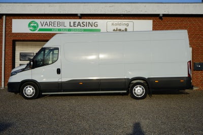 Iveco Daily 35S16 16m³ Van AG8
