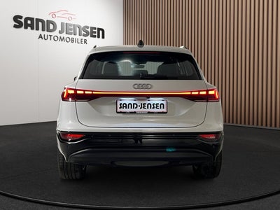Audi Q6 e-tron Progress performance Van