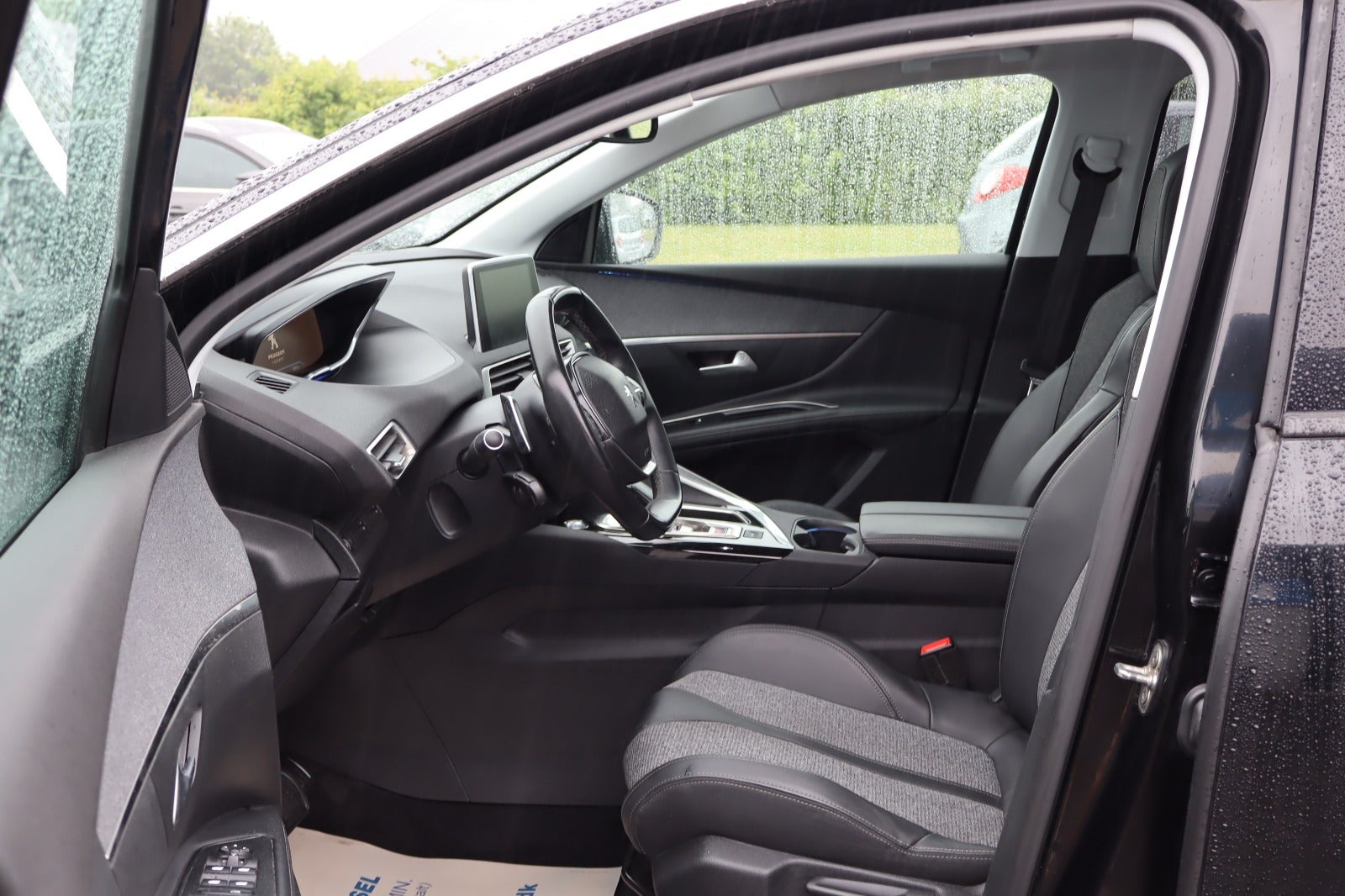 Billede af Peugeot 5008 1,2 PureTech 130 Allure EAT8 7prs