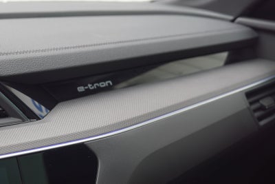 Audi e-tron Black Edition S-line quattro