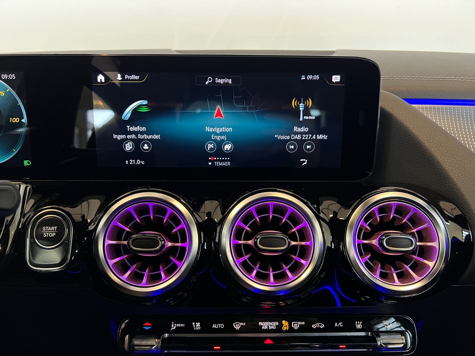 Mercedes EQA250 Electric Art