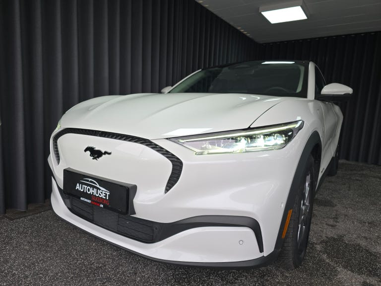 Ford Mustang Mach-E Standard Range