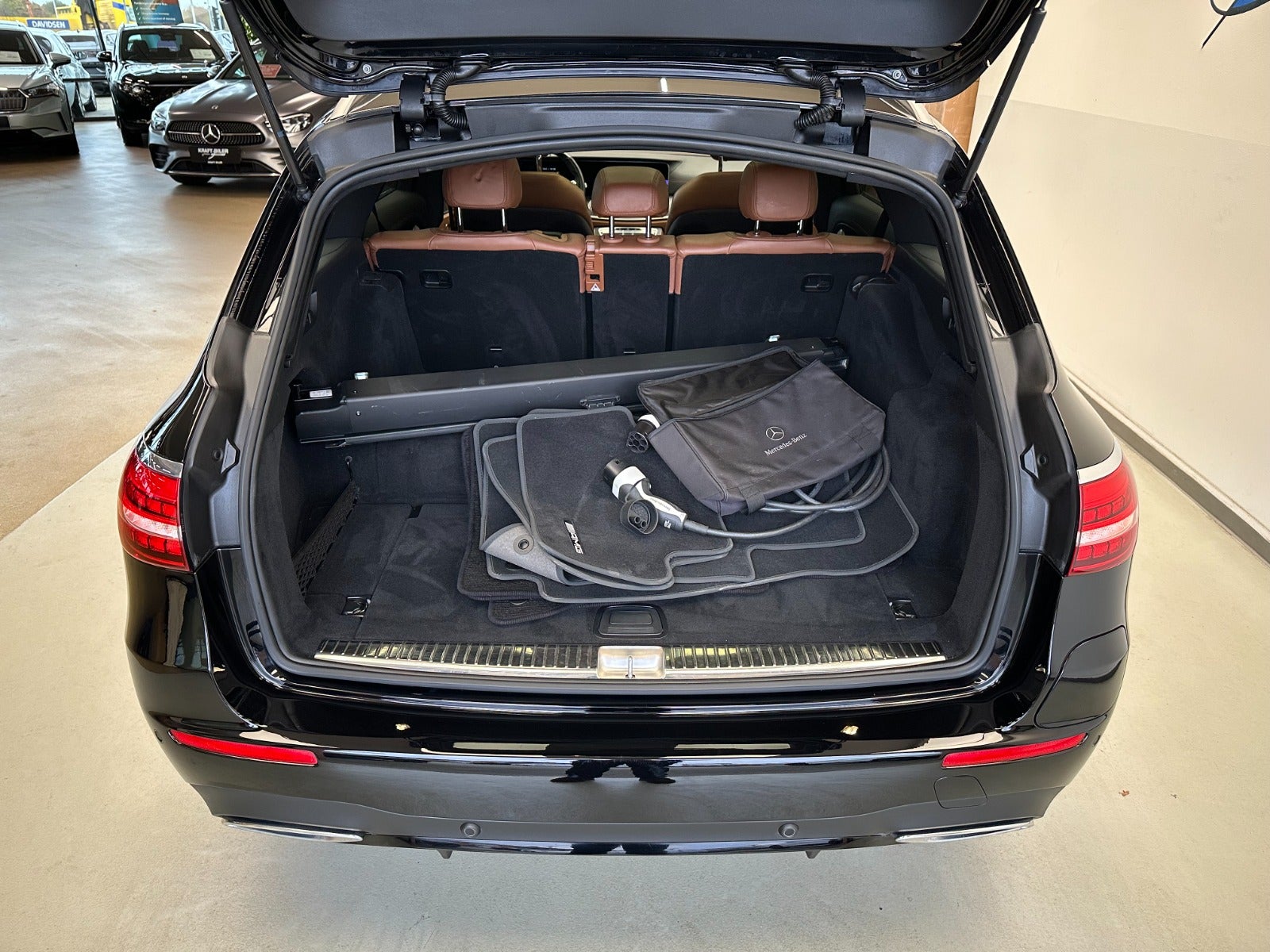 Billede af Mercedes E300 de 2,0 AMG Line stc. aut.