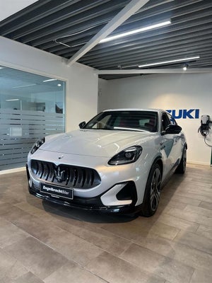 Maserati Grecale  Folgore 5d