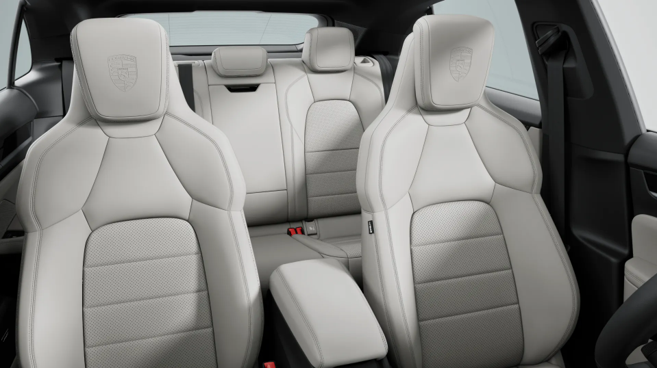 Gallery image 4 of 6