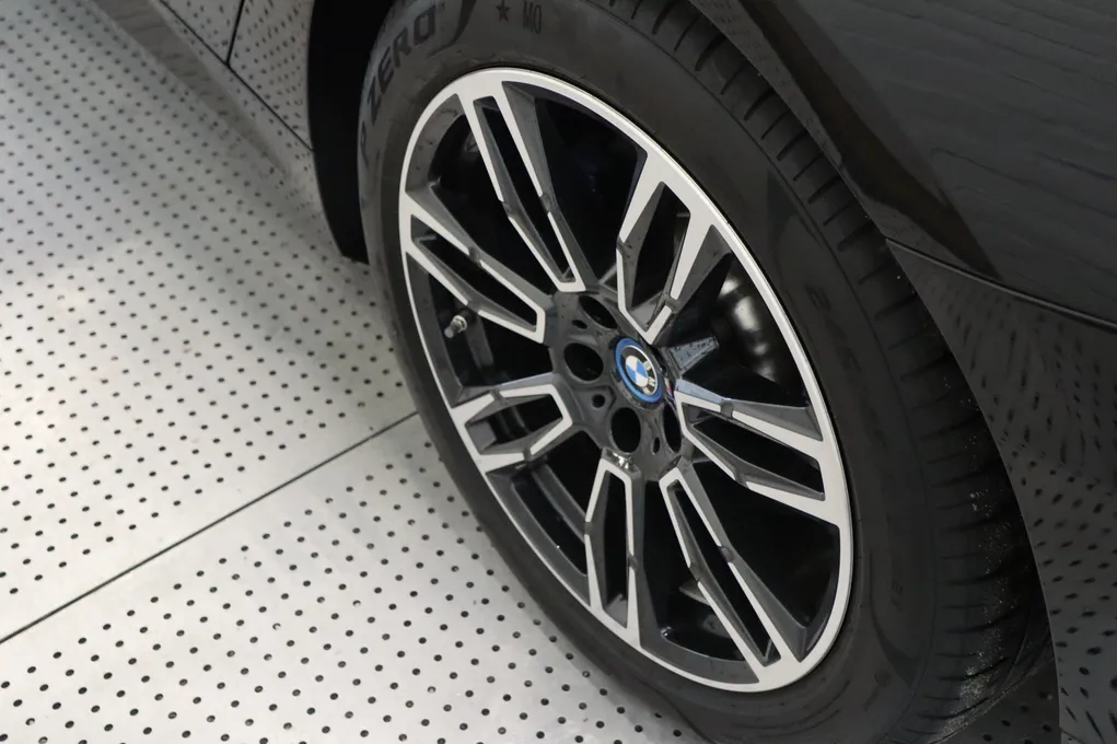 BMW i5 eDrive40 M-Sport Pro