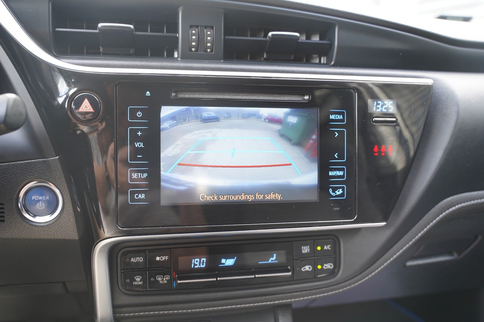 Billede af Toyota Auris 1,8 Hybrid H2 Comfort Touring Sports CVT