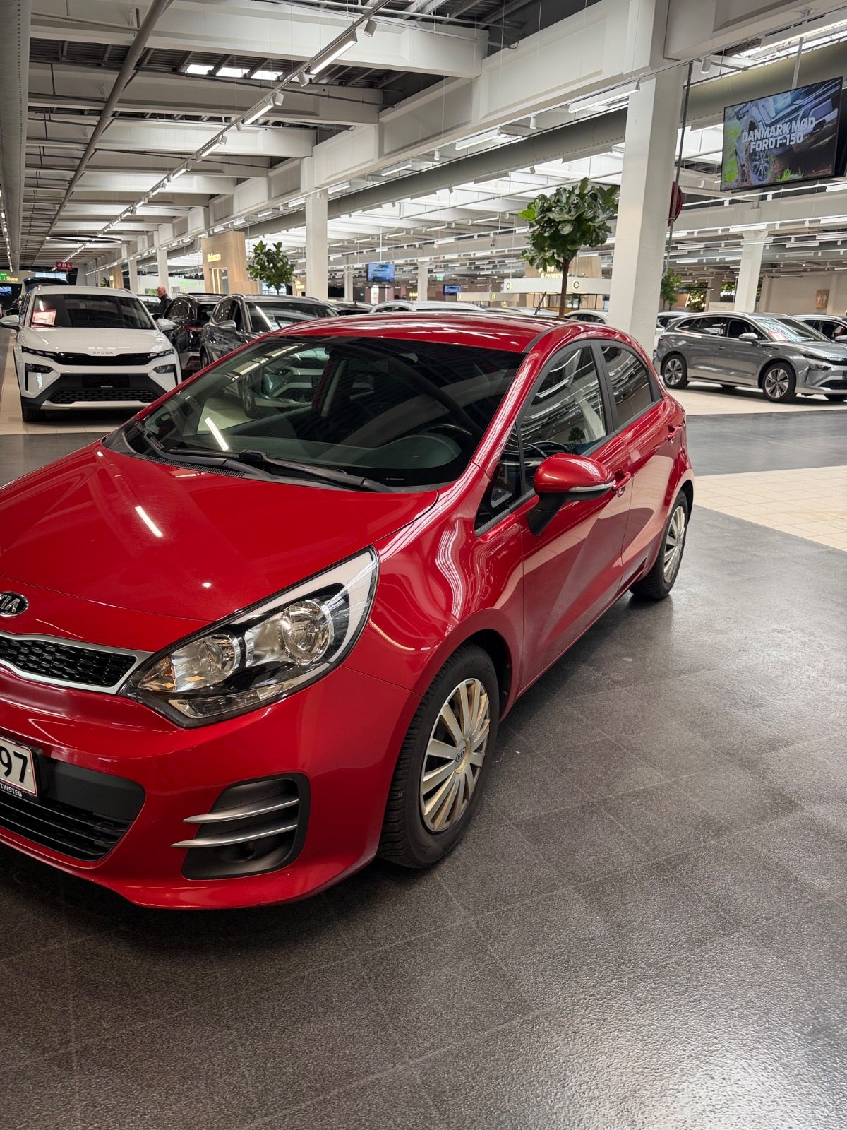 Kia Rio CVVT Attraction+ - Find den hos Langes Biler i Silkeborg