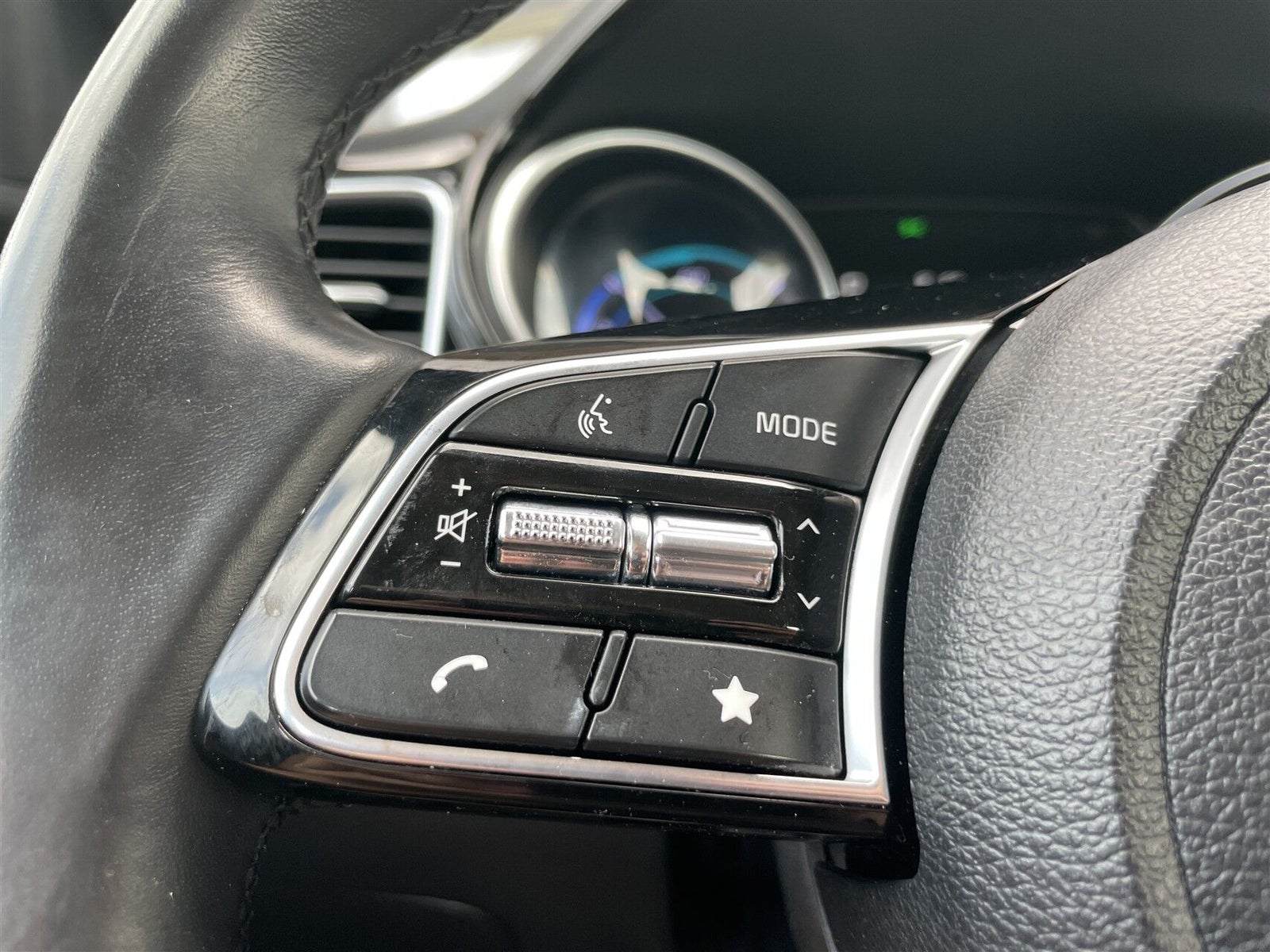 Kia Ceed PHEV Prestige SW DCT