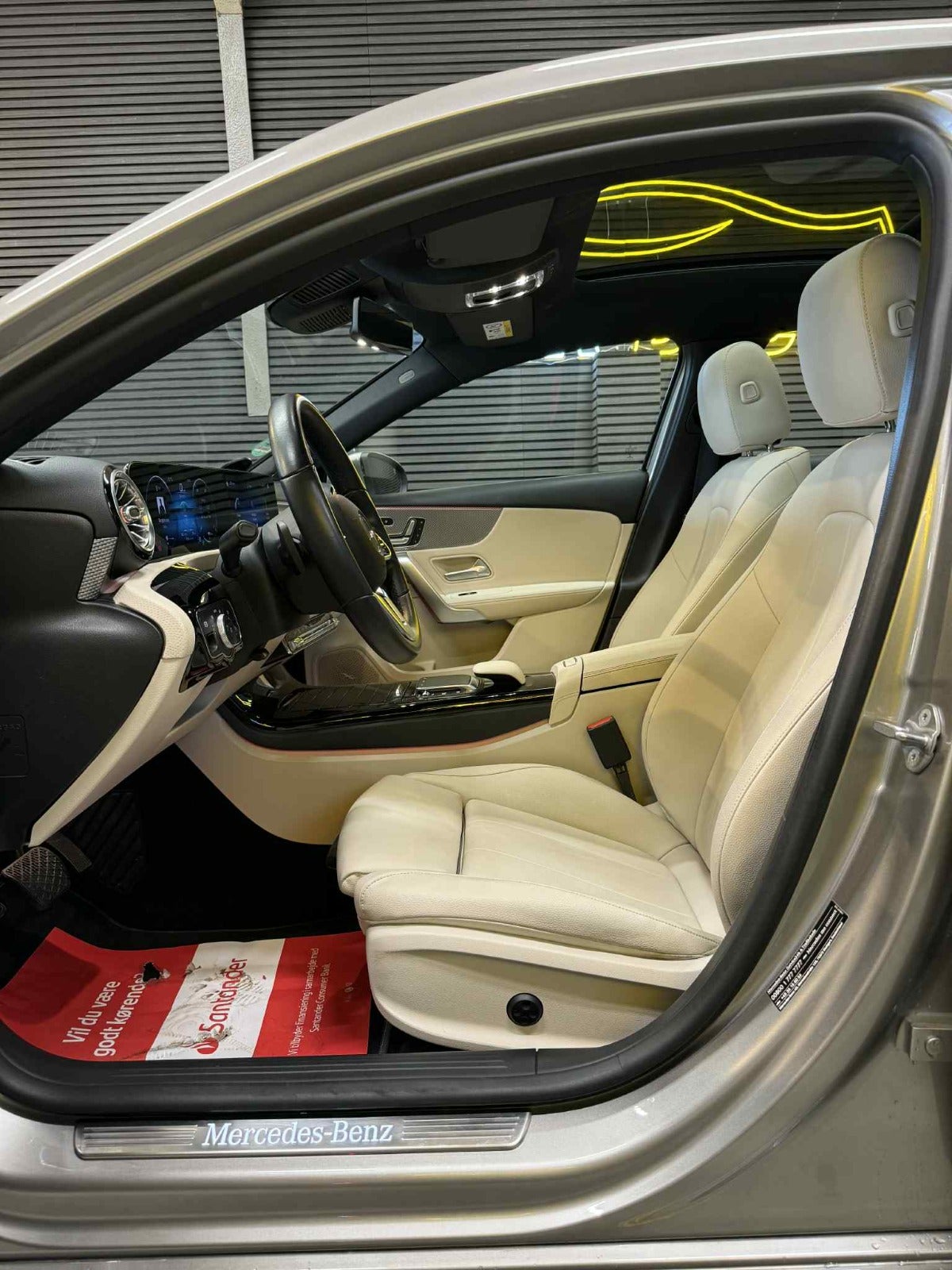 Billede af Mercedes A250 e 1,3 AMG Line Night Edition aut.