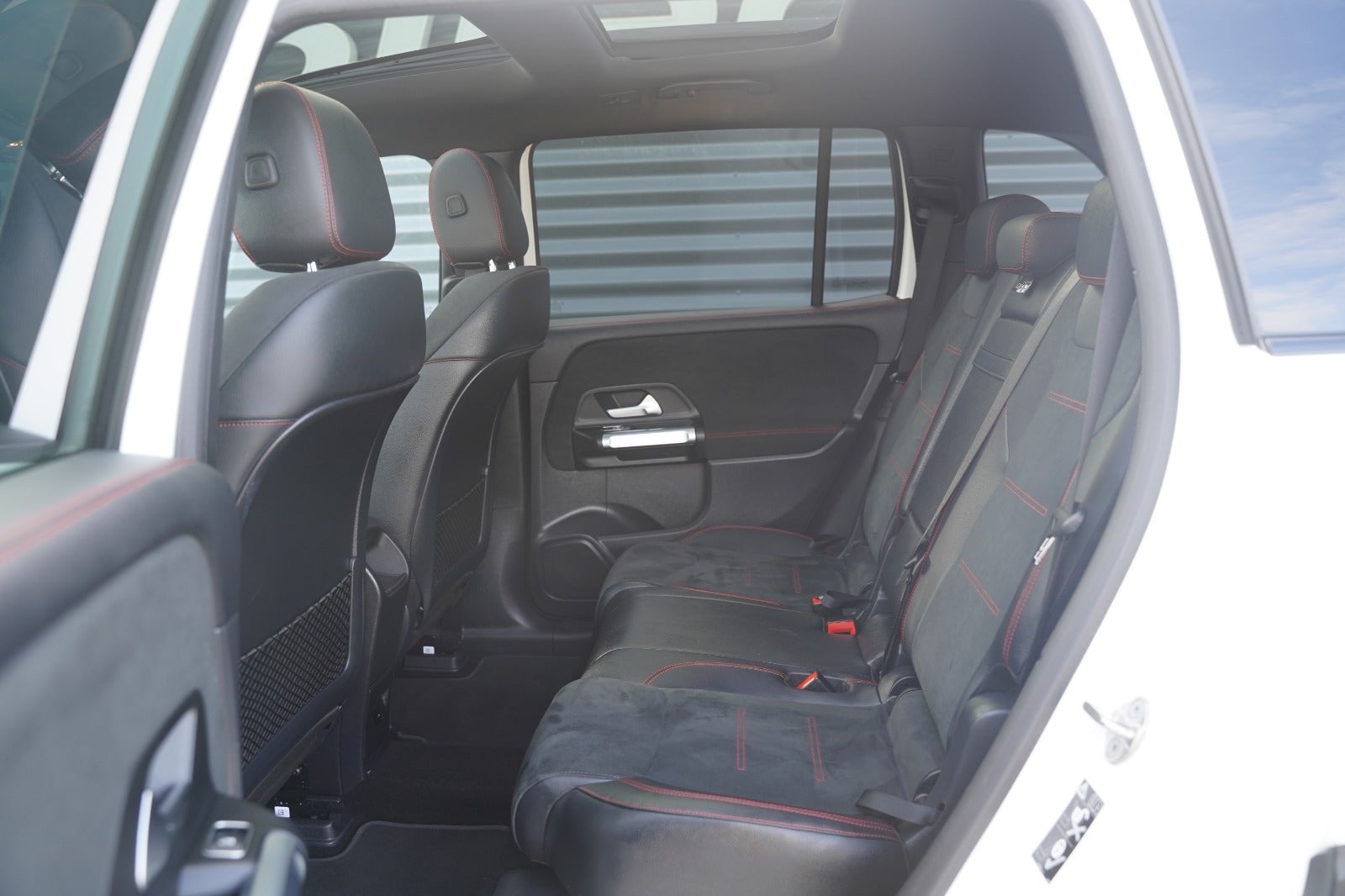 Billede af Mercedes EQB300  AMG Line 4Matic