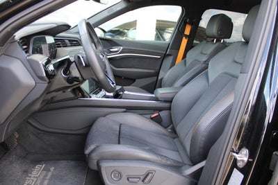 Audi e-tron Black Edition S-line quattro