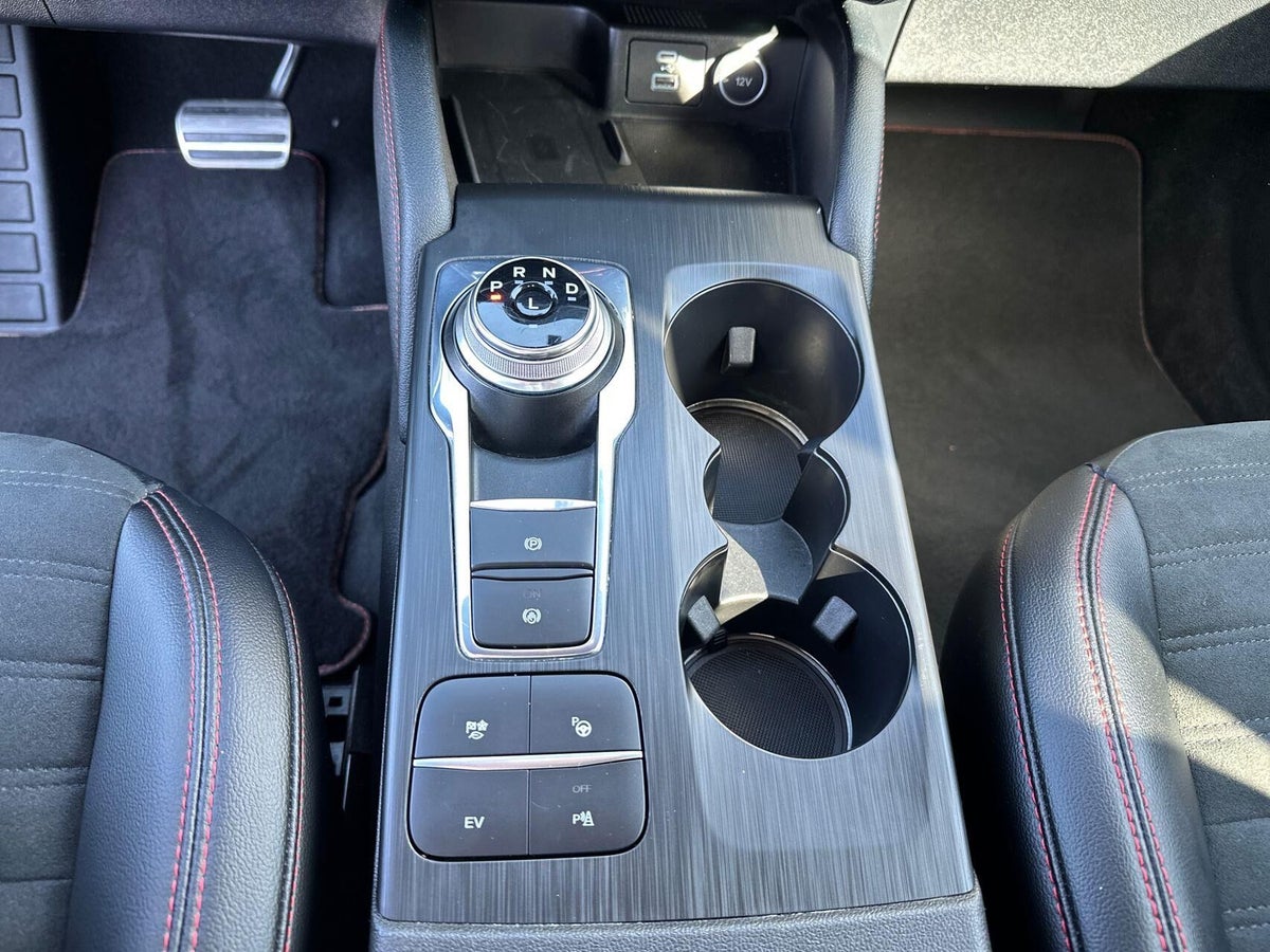 Ford Kuga PHEV ST-Line X CVT billede 14