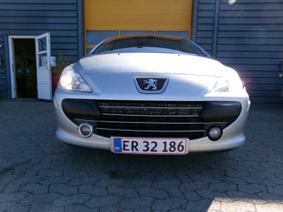 Peugeot 307 2,0 Griffe 5d