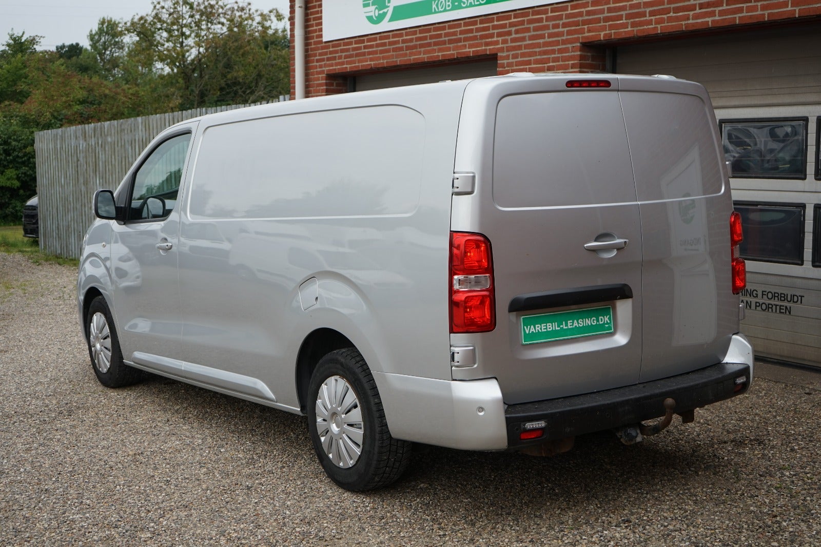 Billede af Peugeot Expert 2,0 BlueHDi 120 L3 Plus Van