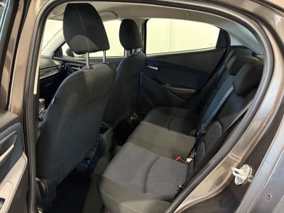 Mazda 2 SkyActiv-G 90 Vision