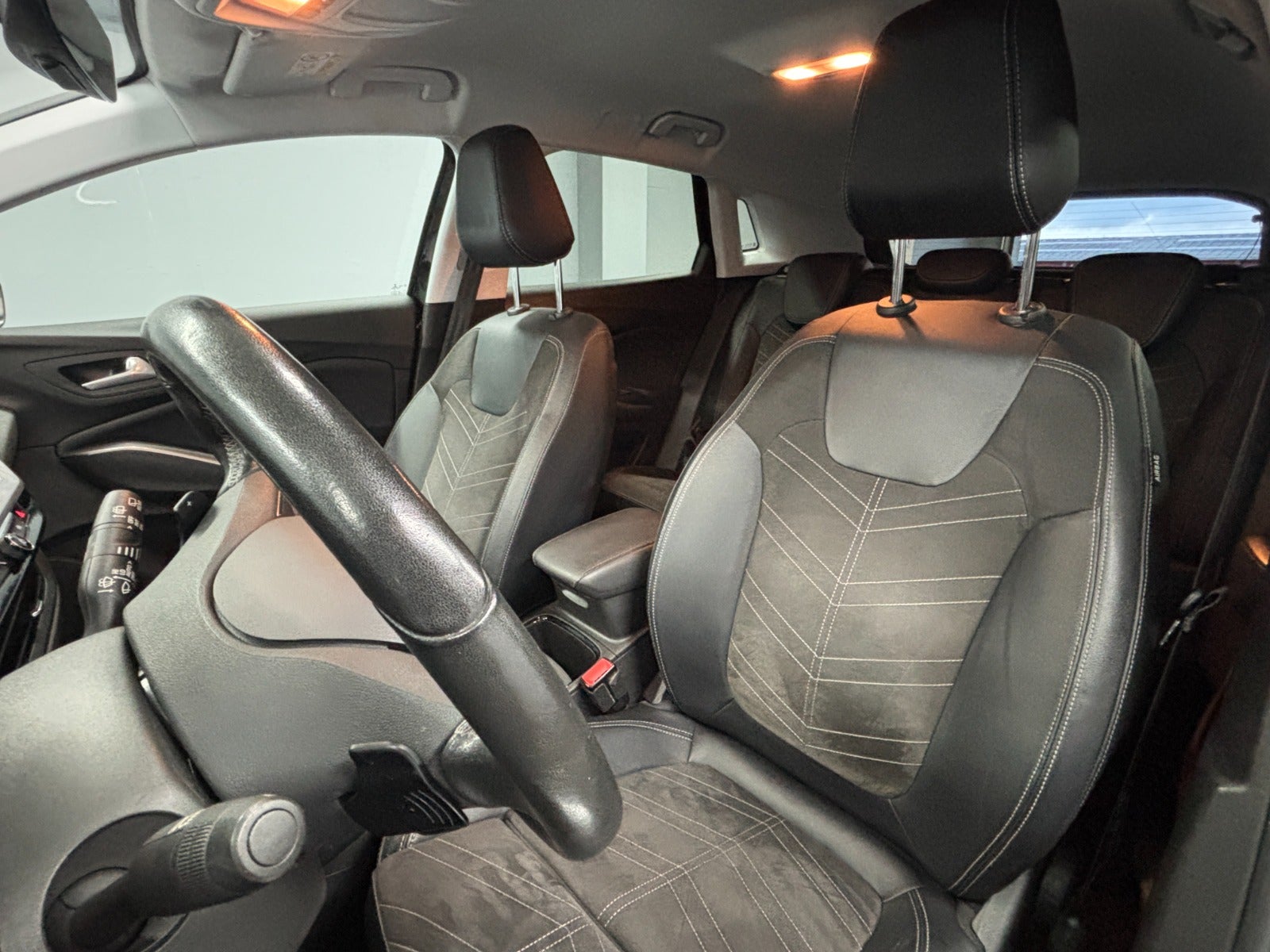 Billede af Opel Grandland 1,6 Hybrid Ultimate aut.