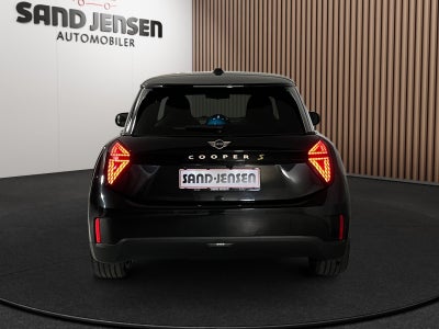 MINI Cooper SE Favoured Trim M