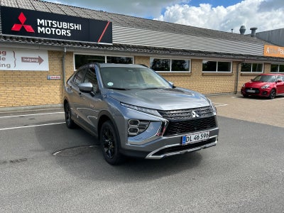 Mitsubishi Eclipse Cross 2,4 PHEV Sport Tech CVT 4WD 5d