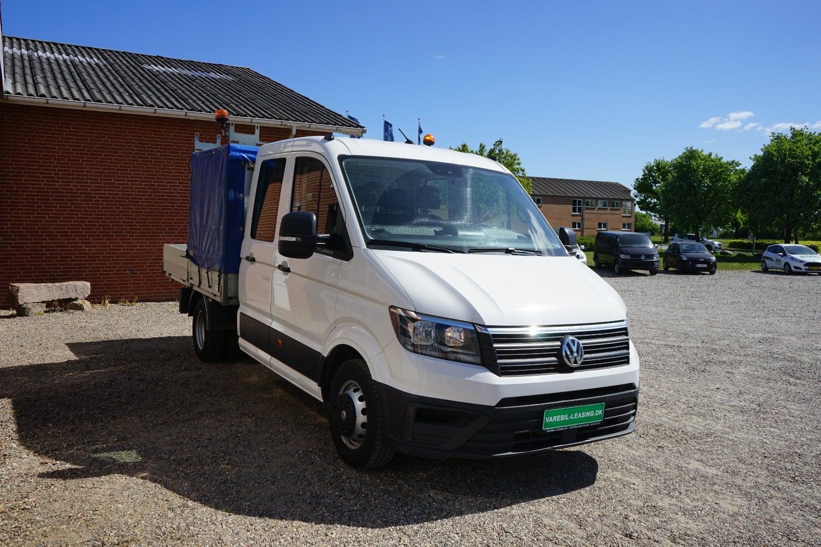 Billede af VW Crafter 35 2,0 TDi 177 Mandskabsvogn m/lad L4