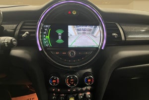 MINI Cooper SE Experience