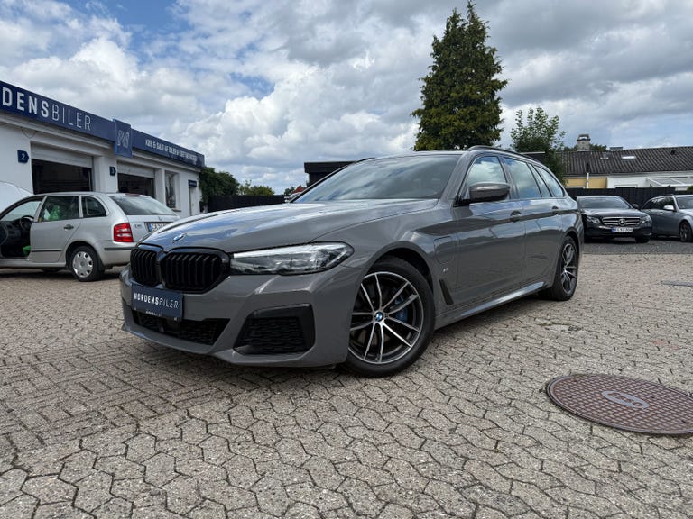 BMW 530e Touring M-Sport aut.