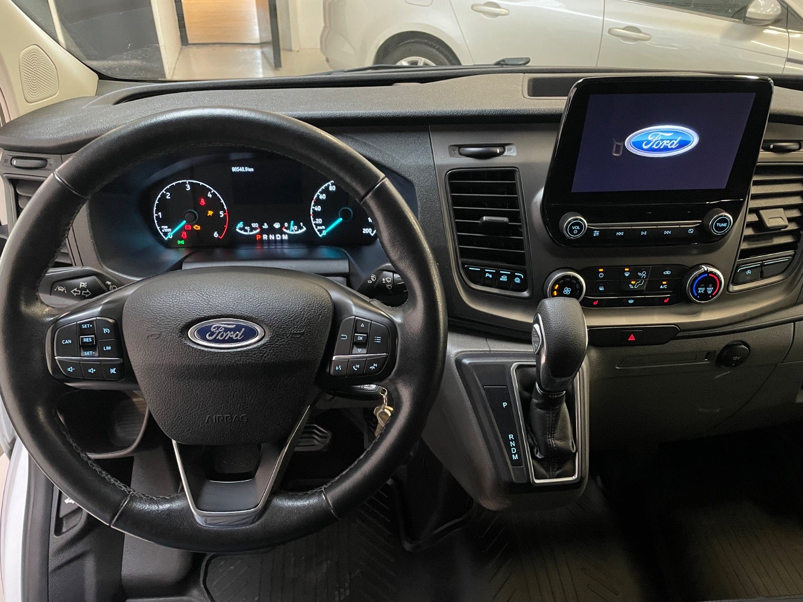 Billede af Ford Transit Custom 300L 2,0 TDCi 130 Trend aut.