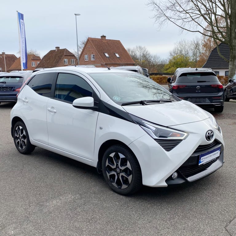 Toyota Aygo VVT-i x-press x-shift