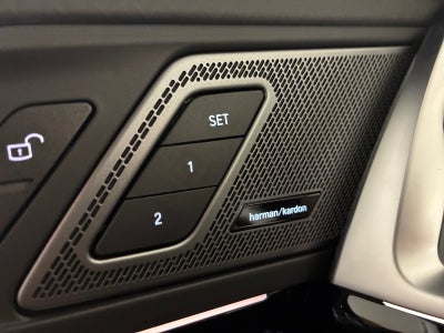 BMW iX2 xDrive30 Supercharged