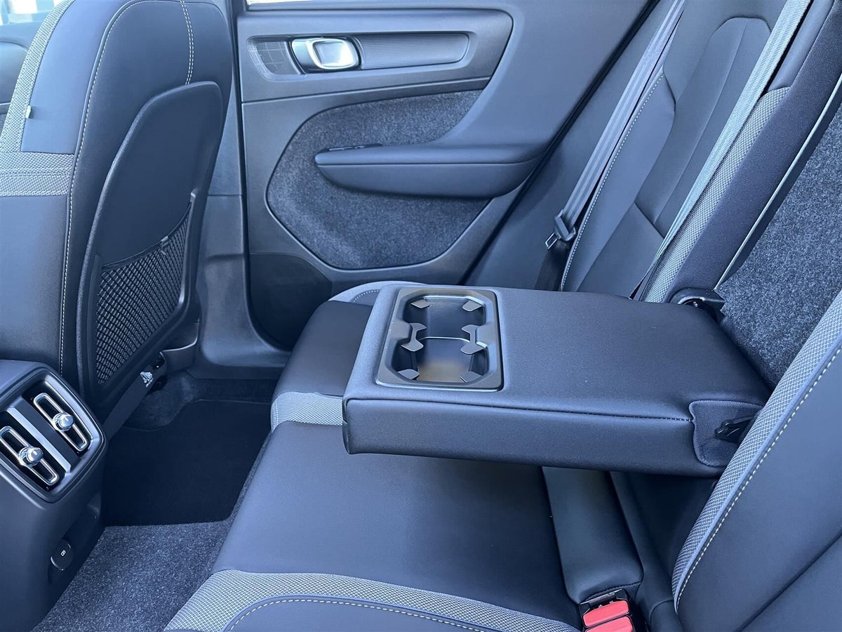 Volvo EX40 Extended Range Ultra billede 9